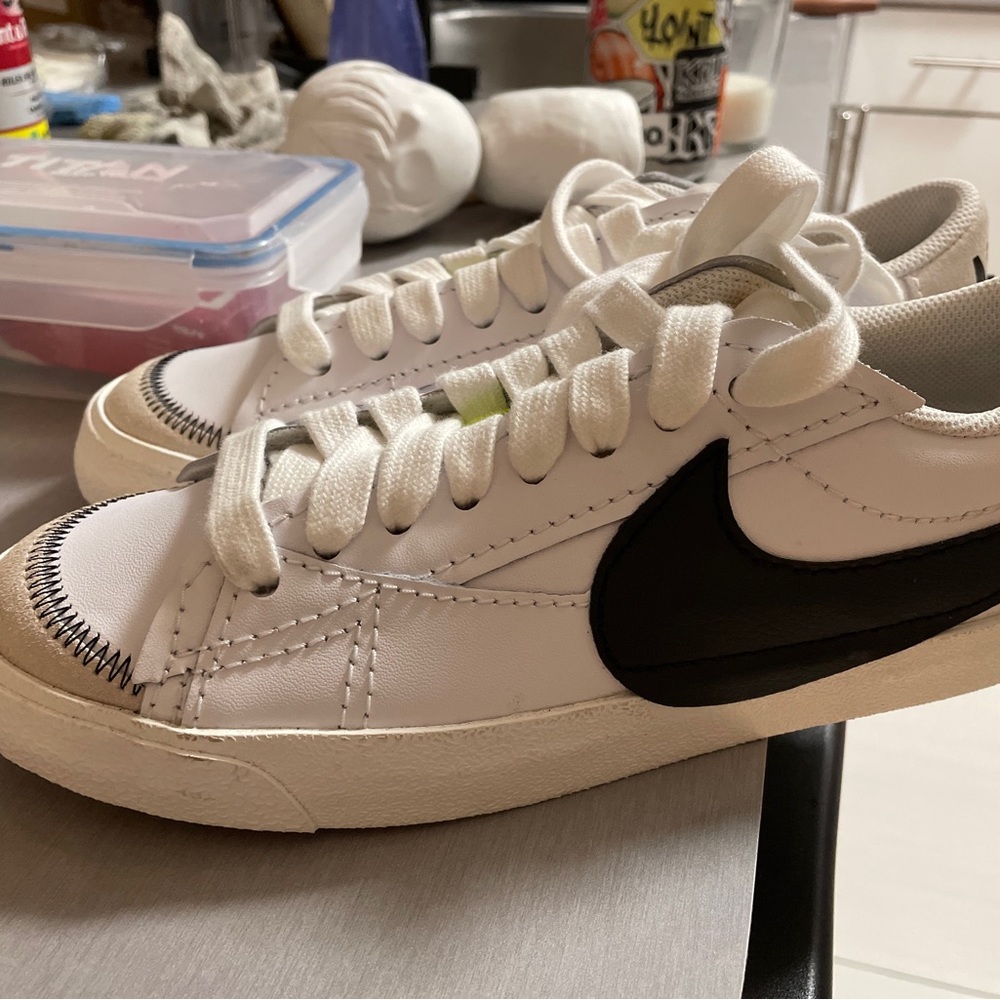 Nike blazer low 77 jumbo size 9.5